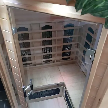 Vadvirag Vendeghaz Ferienhaus